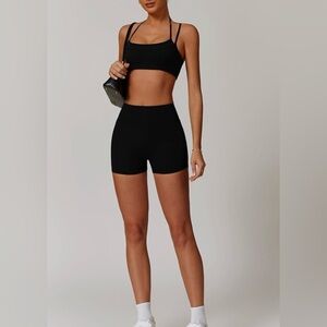 NWOT Two Piece Workout Set Sleeveless Backless Sport Bra High Waist Shorts